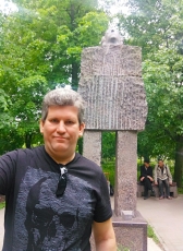 Денис Маликов